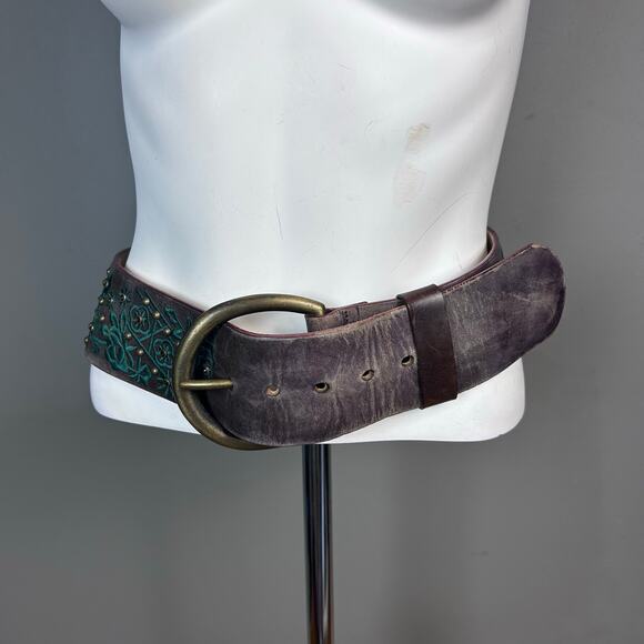 Streets Ahead belt Medium embroidered chunky brown western boho‎ distressed hips main image 5